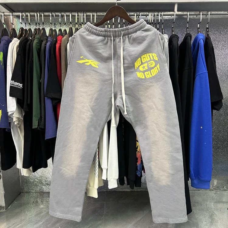 Studios Hoodies image 6