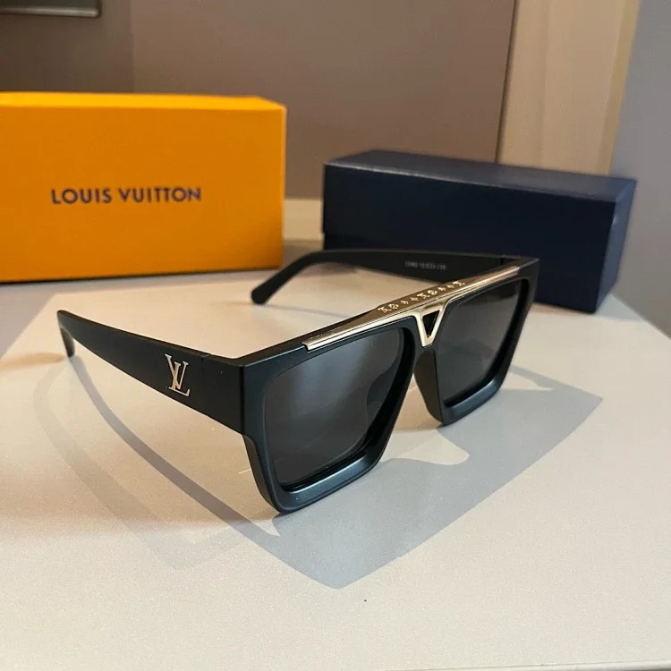 L Sunglasses Collection