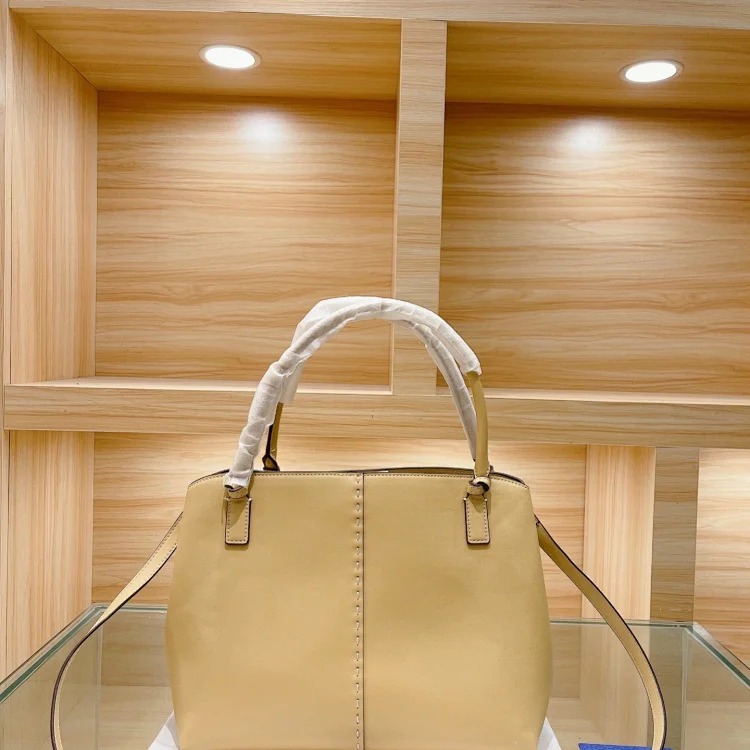 Tory fashion bag