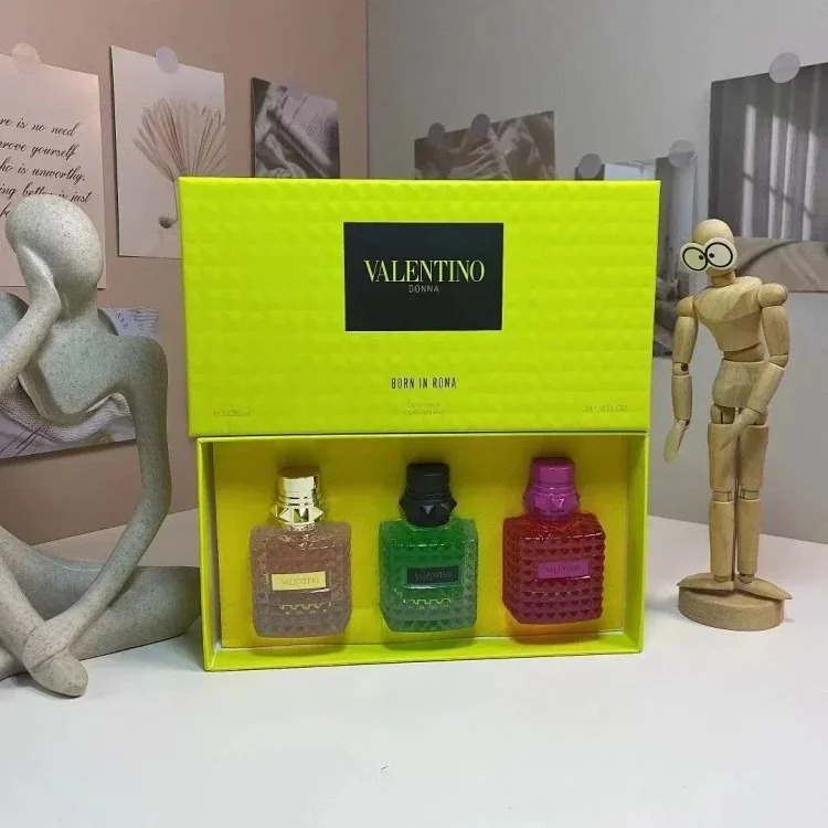 Fashionable and Popular Perfume Set (P-0103)