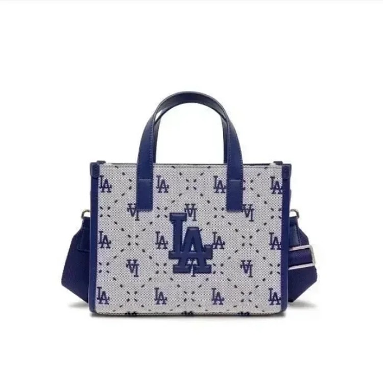 Stylish all-in-one bag image 3