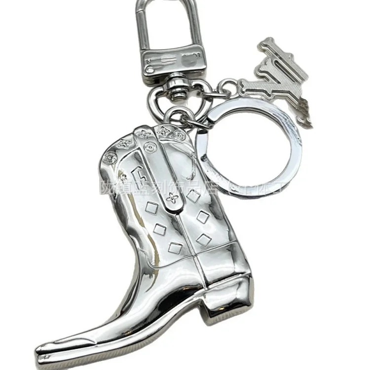 Sakura keychain sunflower alloy pendant European and American fashion trend personalized bag chain for men and women in stock