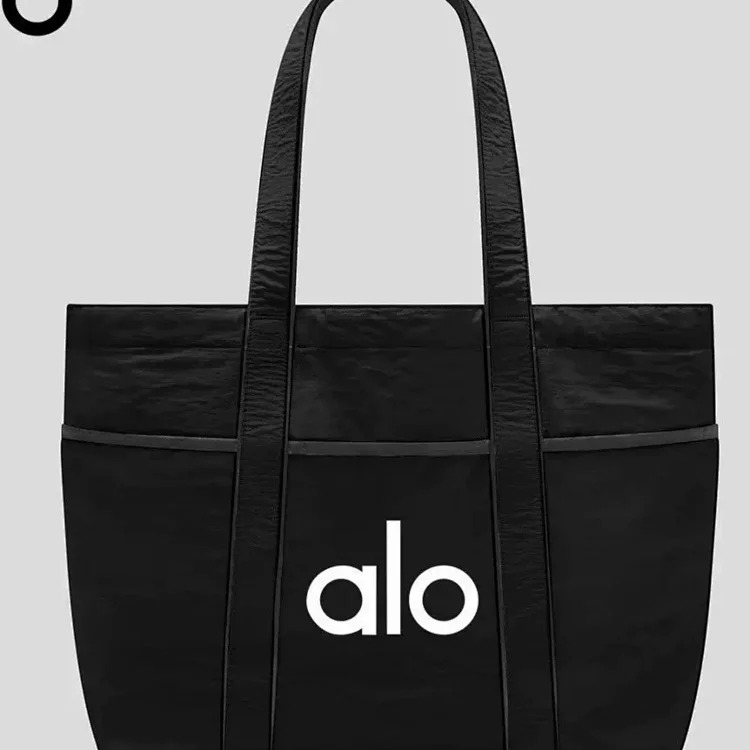 Balenciaga Alo Yoga's new high-end versatile large-capacity bag casual handbag waterproof simple shoulder bag travel fitness bag