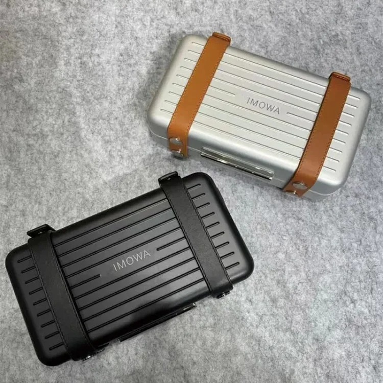High-end PC aluminum frame crossbody bag, new trendy brand shoulder storage small square bag, hard shell toiletry storage cosmetic bag