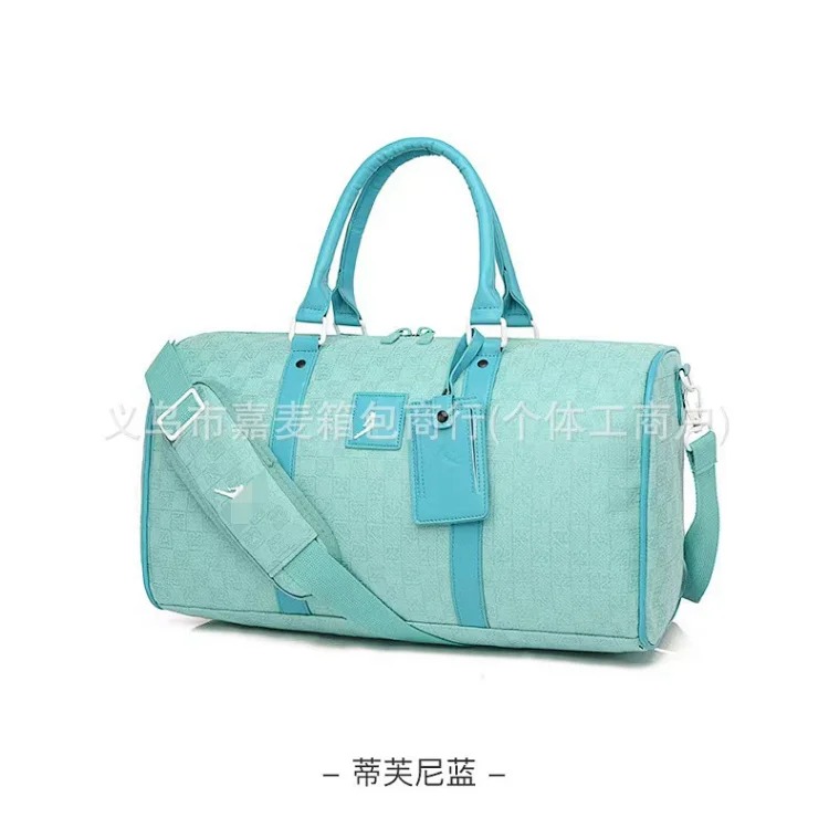 Cross-border new fashion brand shoulder bag large capacity crossbody bag popular Hong Kong style trendy travel bag outdoor fitness backpack