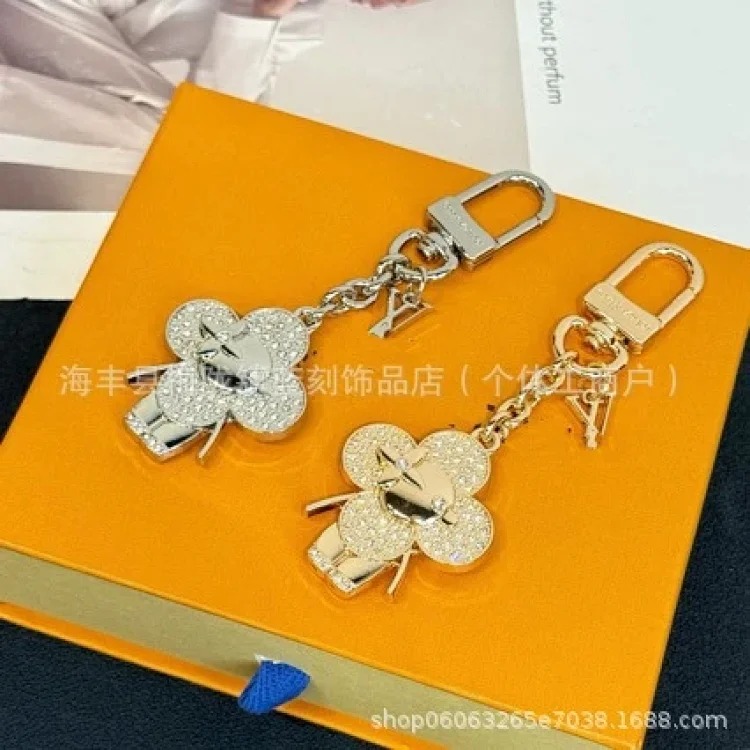 Louis Vuitton New full diamond Vivian key chain pendant old flower bag pendant dropshipping