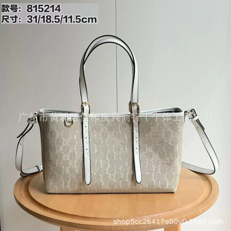 GG Tote Bag Emblem Series Shopping Bag High-end Commuting Handbag Large Capacity Armpit Large Bag Tote Bag image 4