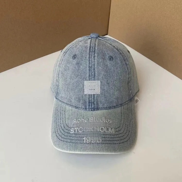 AC smiling cartoon hot stamped soft-top baseball hat for women in spring and summer with holes and worn gradient color peaked cap for men