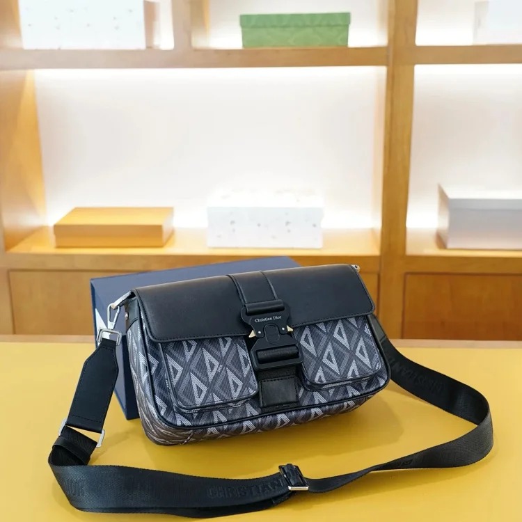 ULSUM store D Men's bag image 3