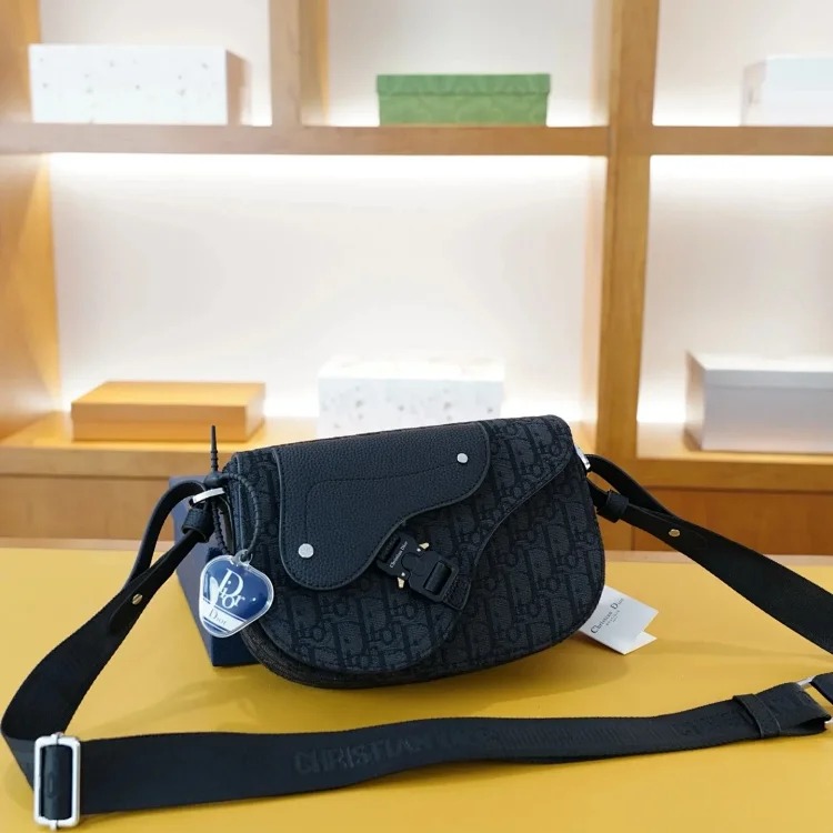 ULSUM store D Men's bag image 6