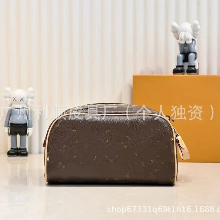 Louis Vuitton Cross-border foreign trade Guangzhou high-quality presbyopia cosmetic toiletry bag lightweight shell bag travel storage bag portable waterproof washable