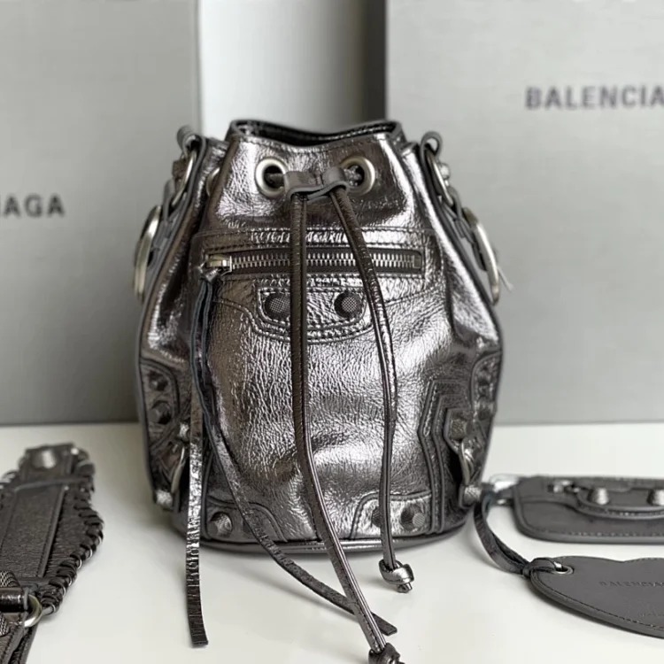 B fashion bags