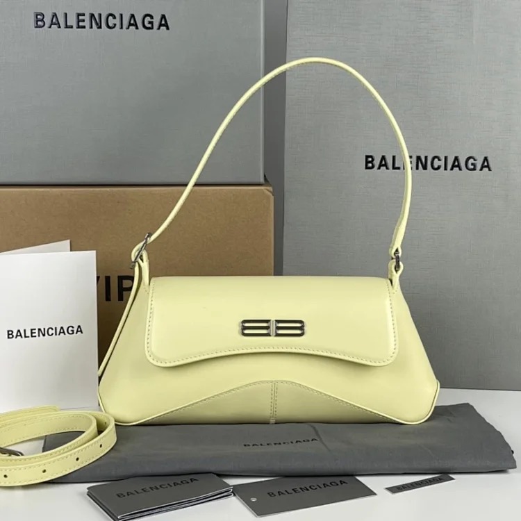 B fashion bags