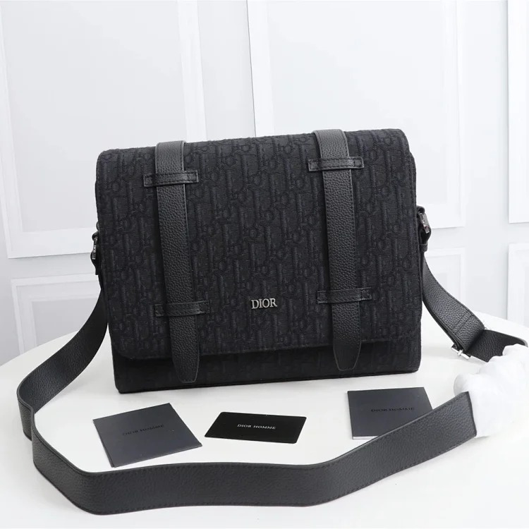 D fashion bags