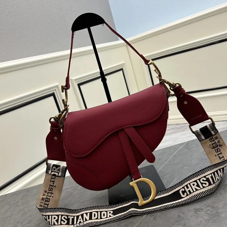 D fashion bags