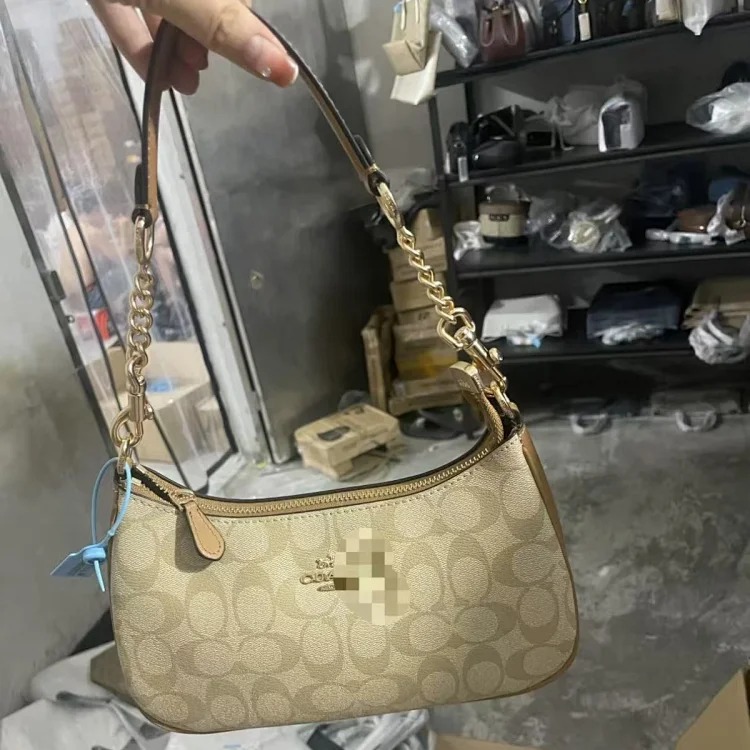 Louis Vuitton New teri armpit bag, one-shoulder diagonal cross-handle chain, classic presbyopic commuting all-match mahjong bag