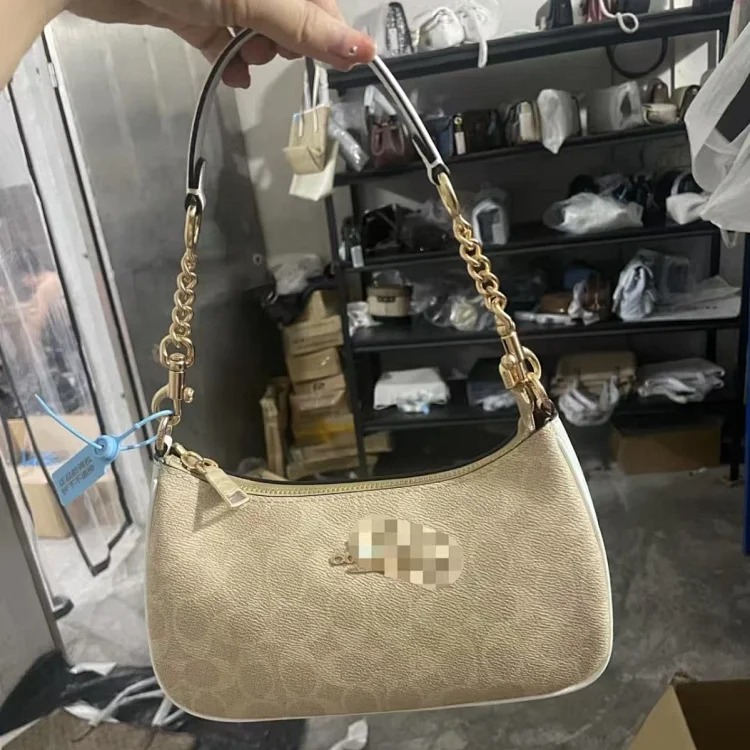 Louis Vuitton New teri armpit bag, one-shoulder diagonal cross-handle chain, classic presbyopic commuting all-match mahjong bag