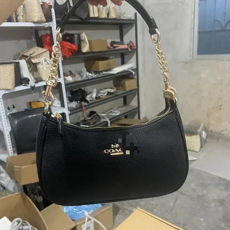 Louis Vuitton New teri armpit bag, one-shoulder diagonal cross-handle chain, classic presbyopic commuting all-match mahjong bag