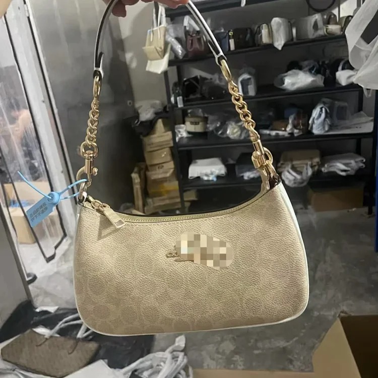 Louis Vuitton New teri armpit bag, one-shoulder diagonal cross-handle chain, classic presbyopic commuting all-match mahjong bag