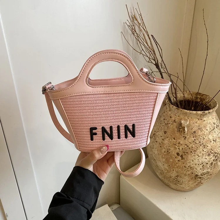 2026 Straw Bucket Bag Women's Fashion Simple Shoulder Bag Casual Commuting Crossbody Bag