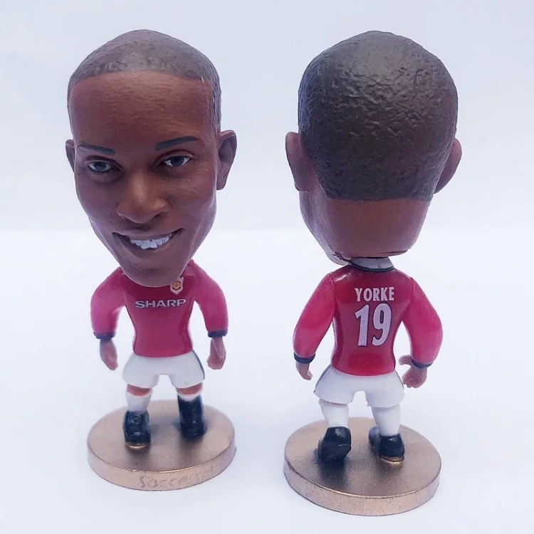 Football Memorabilia Manchester United Ferguson Sheringham Beckham 98 Edition Suit Doll