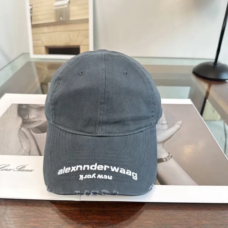 New fashionable brim hard-top baseball cap, couple style ventilated sports visor, peaked cap, baseball cap wholesale
