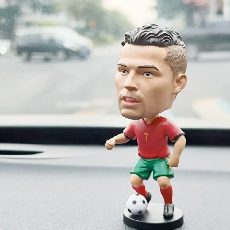 Football car-mounted Ronaldo star car ornaments doll Yamal Son Heung-min Haaland bobblehead doll image 2