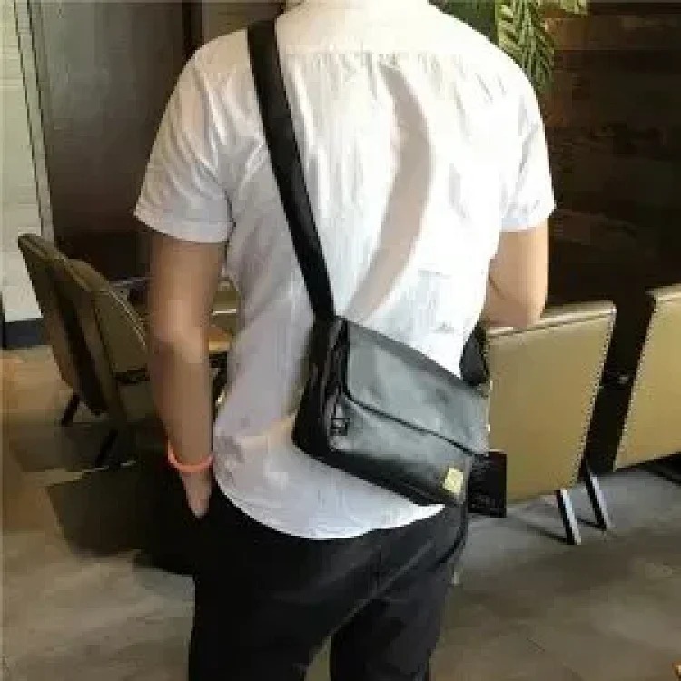 Korean style casual versatile crossbody bag L-001 image 4