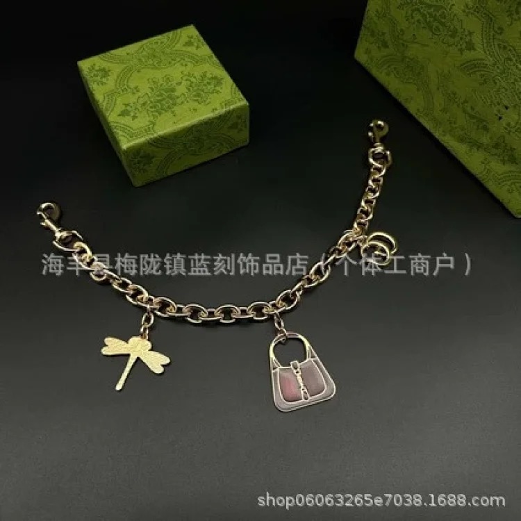 Gucci Gujia retro double G letter keychains, various creative and trendy fashion key pendants manufacturers, dropshipping