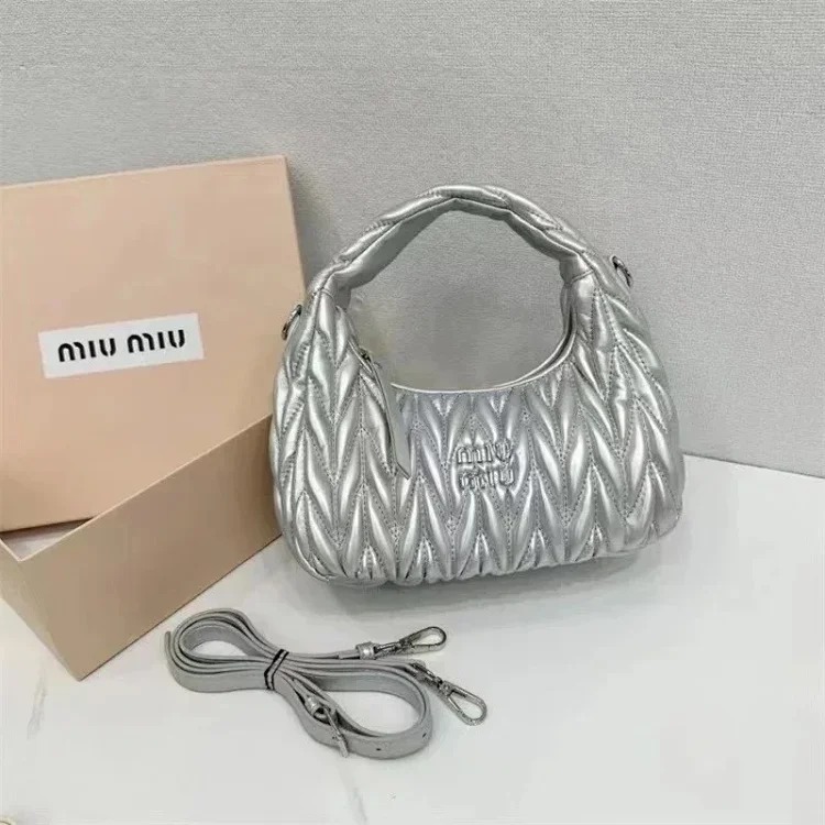 YH-005 classic versatile fashion handbag image 2