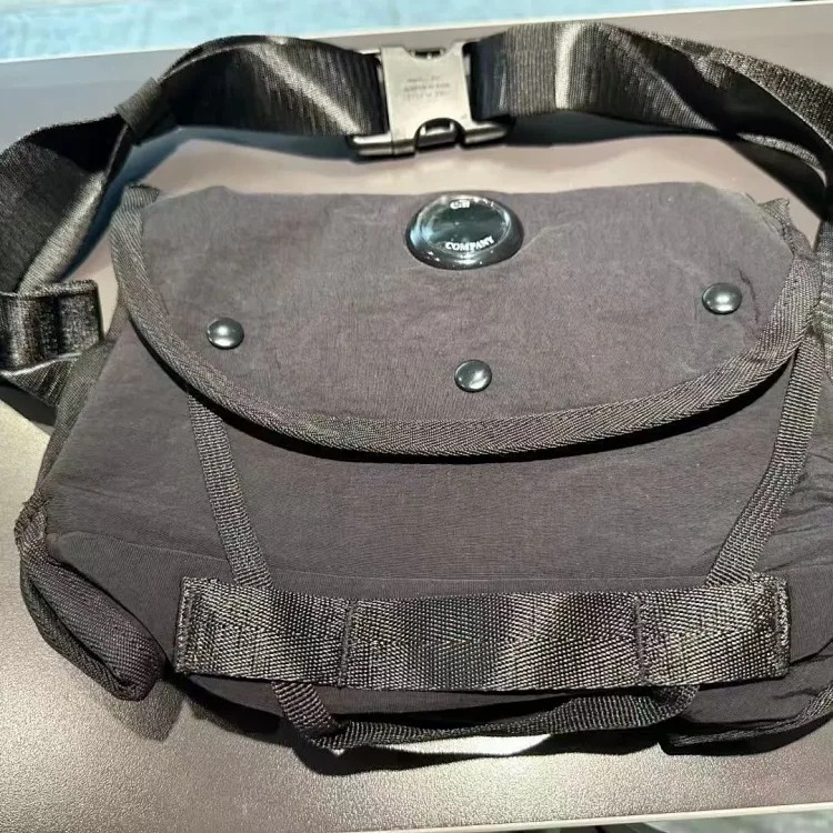 AGT1 fashionable mountaineering bag image 6