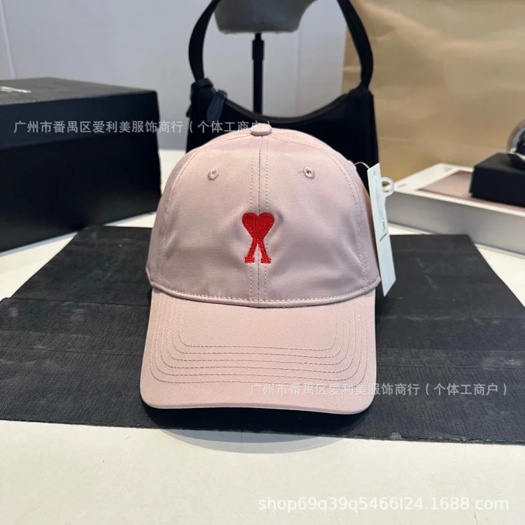 Cute love baseball cap for women with big head circumference, wide brim, face-showing small sunhat, spring and autumn cute solid color embroidered peaked cap