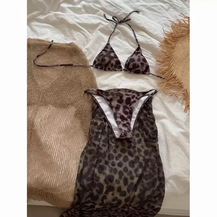 Korean ins seaside resort swimsuit female sexy split bikini four-piece small breast high-end hot spring swimsuit(pic3) Korean ins seaside resort swimsuit female sexy split bikini four-piece small breast high-end hot spring swimsuit
