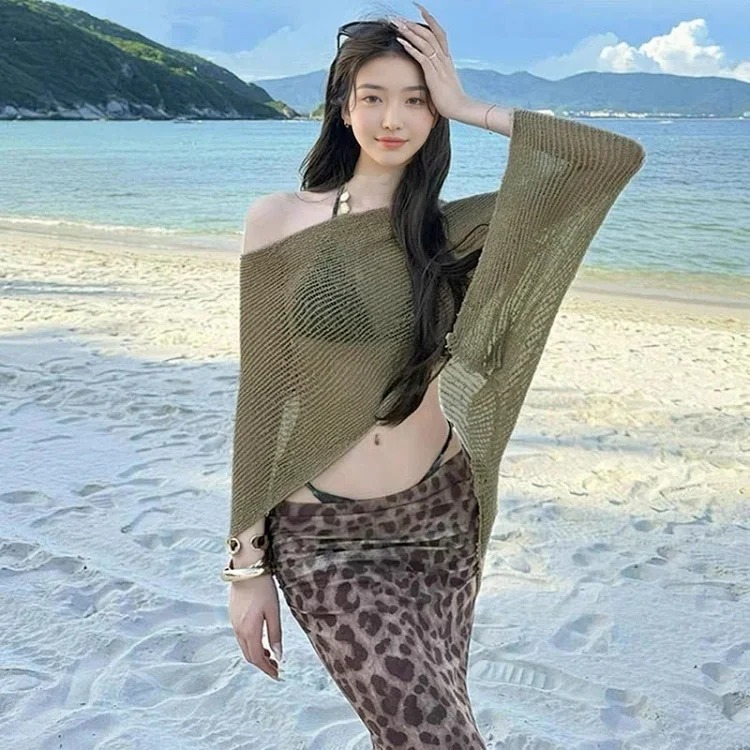 Korean ins seaside resort swimsuit female sexy split bikini four-piece small breast high-end hot spring swimsuit(pic4) Korean ins seaside resort swimsuit female sexy split bikini four-piece small breast high-end hot spring swimsuit