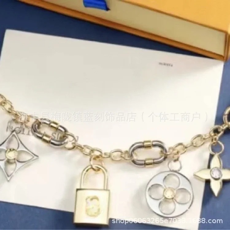 Trendy brand keychain pendant bag chain titanium steel fashion letter pendant bag hanging bag exclusive for foreign trade