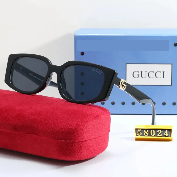 Fashionable sunglasses 044