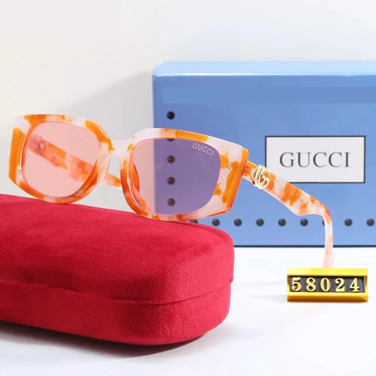 Fashionable sunglasses 044