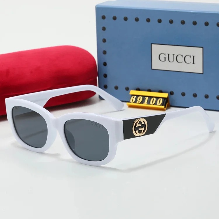Fashionable sunglasses 044