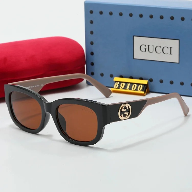 Fashionable sunglasses 044