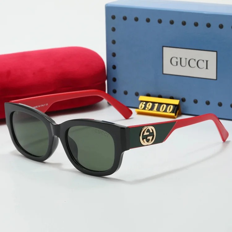 Fashionable sunglasses 044
