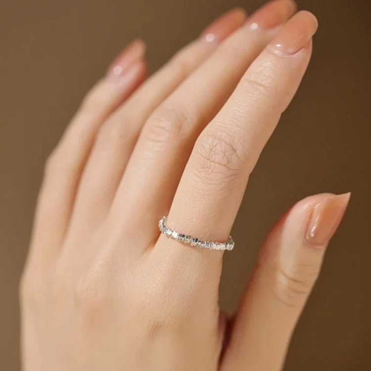 Shining triangular broken silver natural bright light freshwater pearl ring ring ins niche design light luxury high-end sense for women