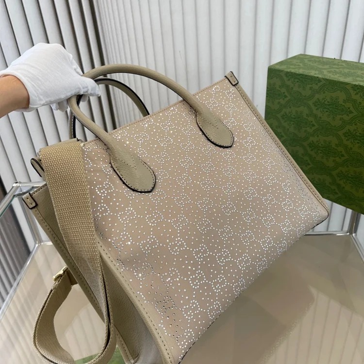 G fashion bag