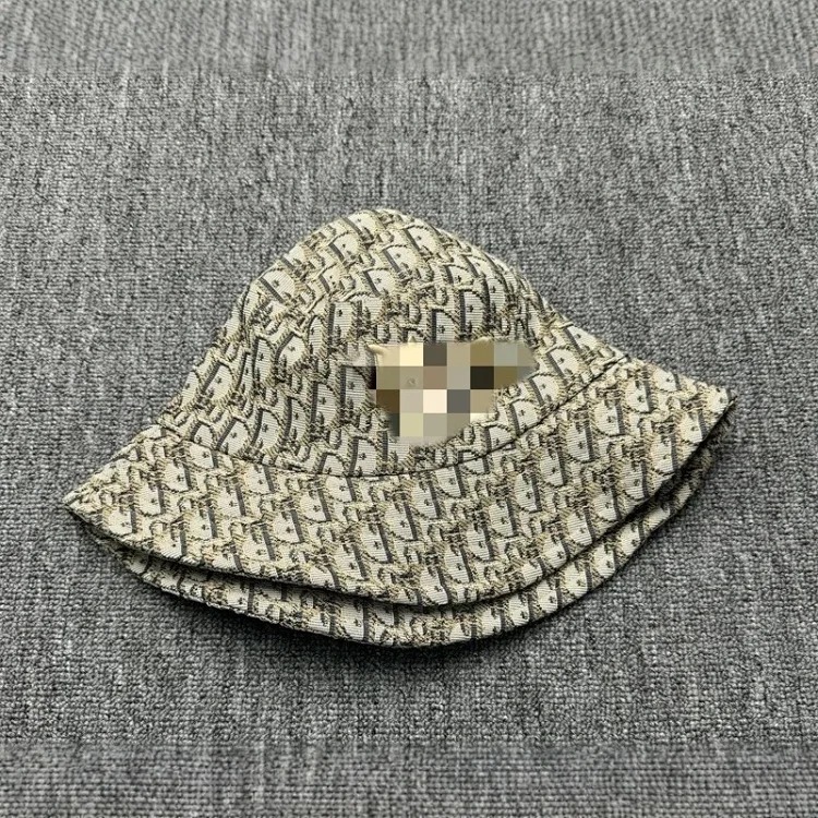 Louis Vuitton D family new summer basin hat foreign trade fashion simple embroidery D letter presbyopic double-sided short brim fisherman hat image 5