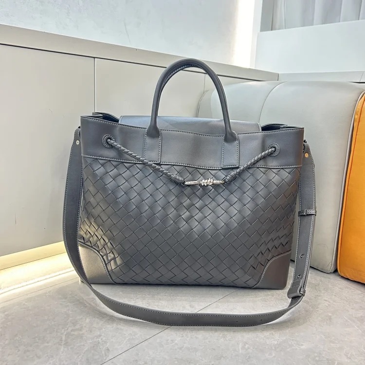 Cross-border popular hand-woven tote bag, genuine leather women's bag, Andiam extra large capacity handbag, shoulder crossbody bag