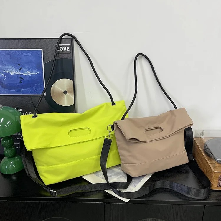 Large-capacity handbag new style simple and versatile commuter shoulder bag trendy fashion crossbody bag commuter large capacity