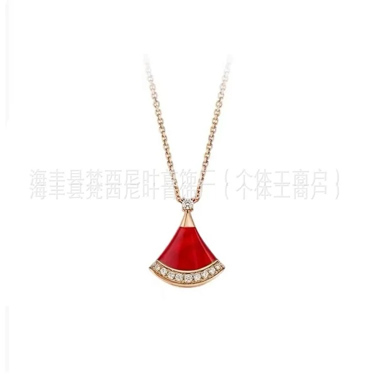 High Baojia fan-shaped necklace natural mother-of-pearl small skirt necklace 925 silver plated 18K clavicle chain wholesale manufacturer image 5