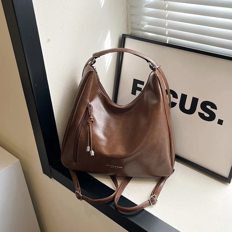 Fashion shoulder bag large capacity Korean style retro portable crossbody bag versatile student casual backpack women's tote bag