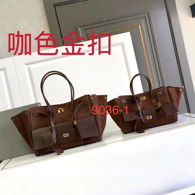 Burberry 25 years new motorcycle bag hand-held tote bag women's commuting large capacity niche single shoulder armpit bag pocket bag fashion