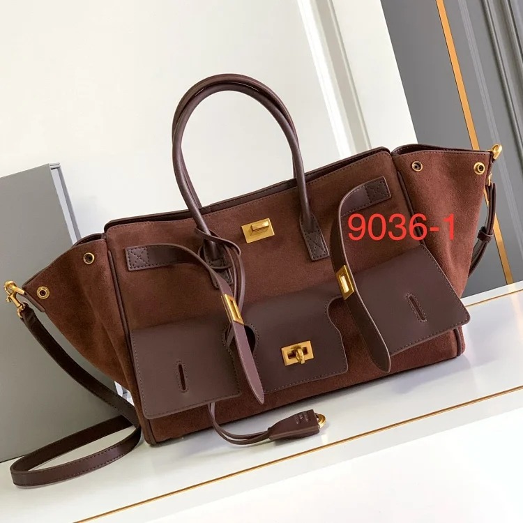 Burberry 25 years new motorcycle bag hand-held tote bag women's commuting large capacity niche single shoulder armpit bag pocket bag fashion