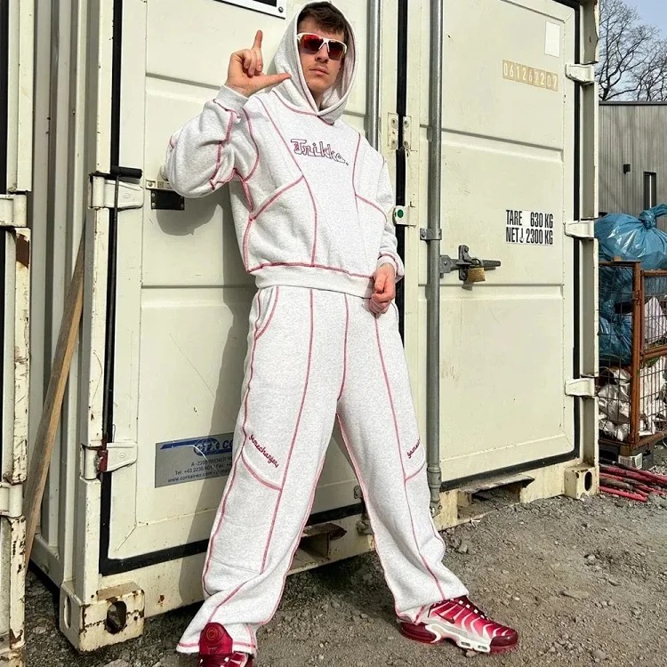 Sweatshirt suit 01 image 4